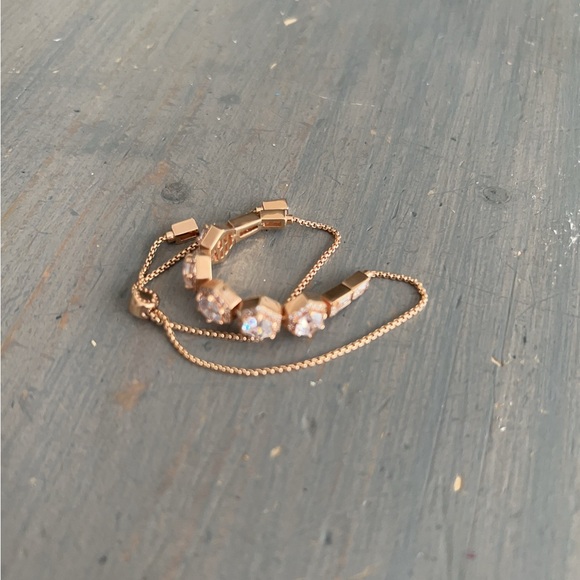 Stunning Henri Bendel bracelet☀️ - Picture 6 of 8